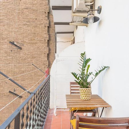 Spacious 3 Bed Apt In The Heart Of Sant Antoni บาร์เซโลนา ภายนอก รูปภาพ