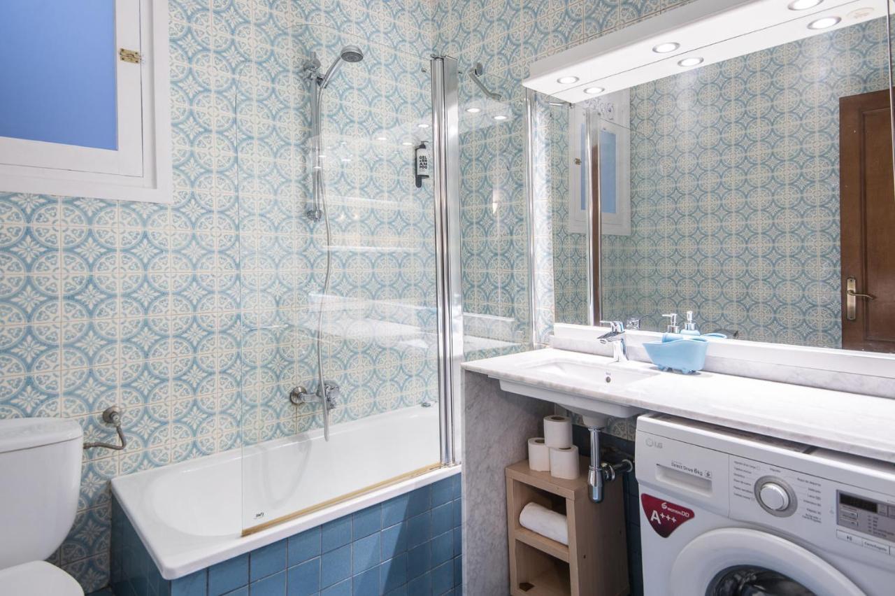 Spacious 3 Bed Apt In The Heart Of Sant Antoni บาร์เซโลนา ภายนอก รูปภาพ