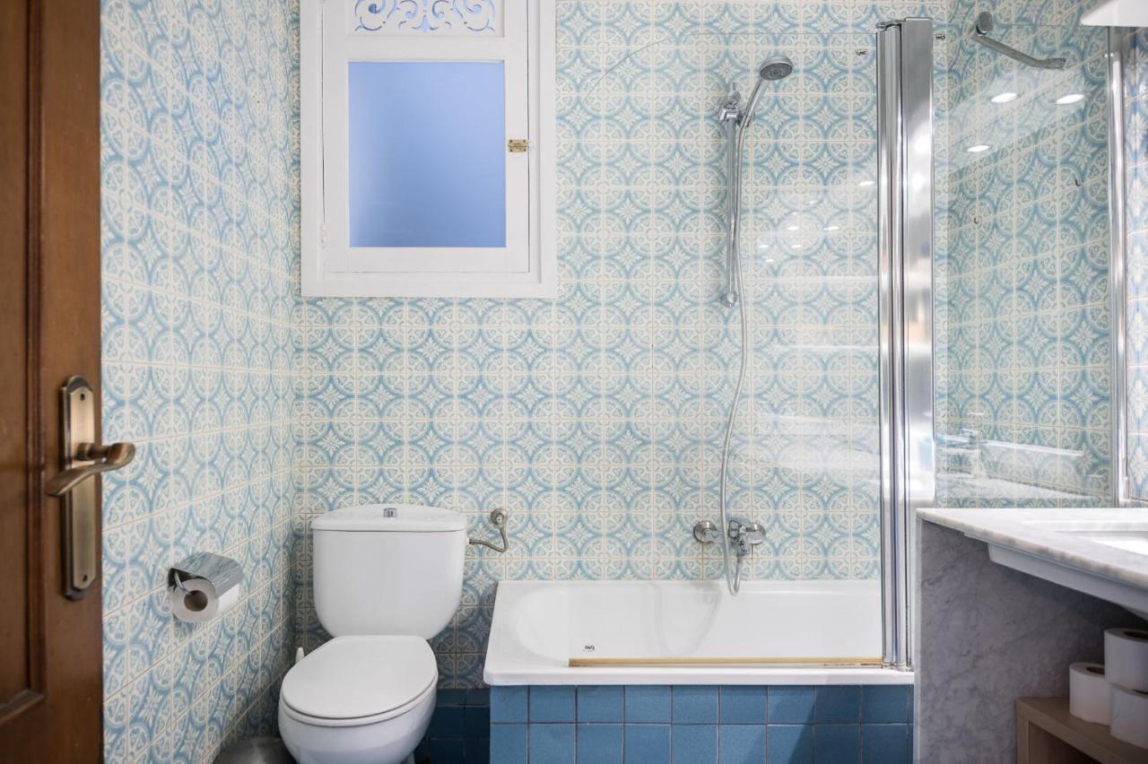 Spacious 3 Bed Apt In The Heart Of Sant Antoni บาร์เซโลนา ภายนอก รูปภาพ